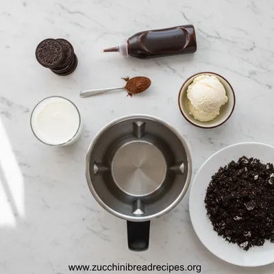 Creamy Oreo Smoothie - cooking process